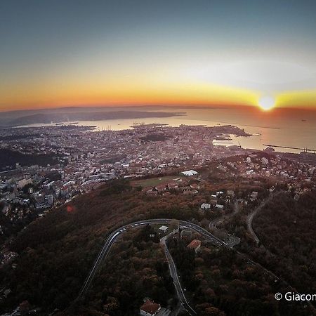 B&B Piazza Goldoni Trieszt Kültér fotó